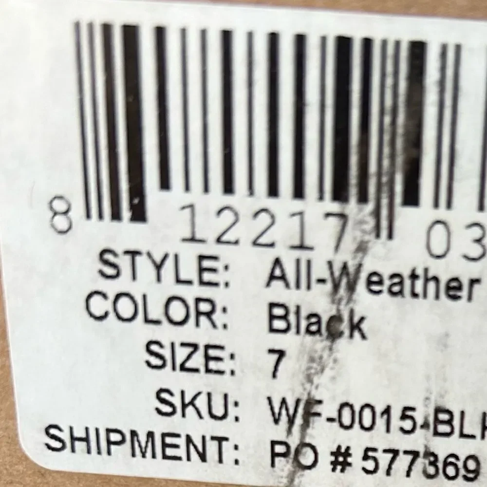 NISOLO Carmen Chelsea Black Leather Boot Size 7 NIB